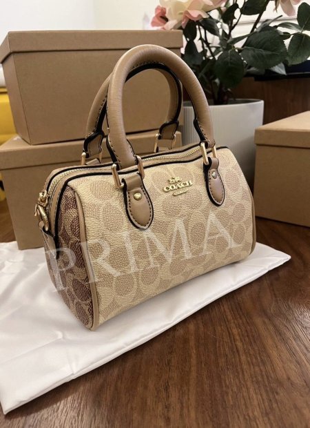 حقيبة روان ساتشيل من كوتش .حقيبة ميني كوروس بودي حقيبة ترند وكواليتي عالي مختومة مع علبة هدايا قاعدة 19*13 سم